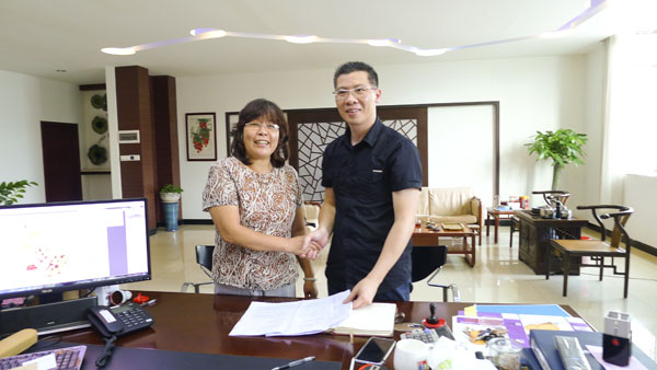 传承龙母文化，携手共赢发展