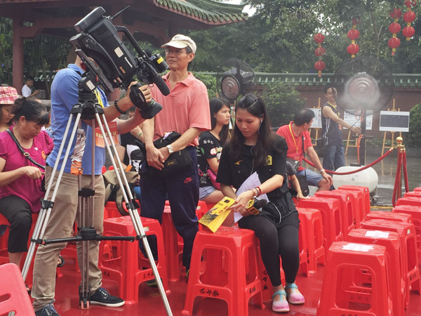 祭龙母，购福饼，将福气带回家