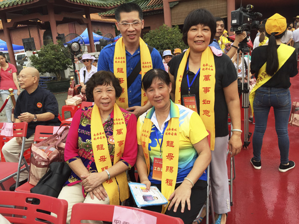 祭龙母，购福饼，将福气带回家