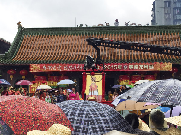 祭龙母，购福饼，将福气带回家